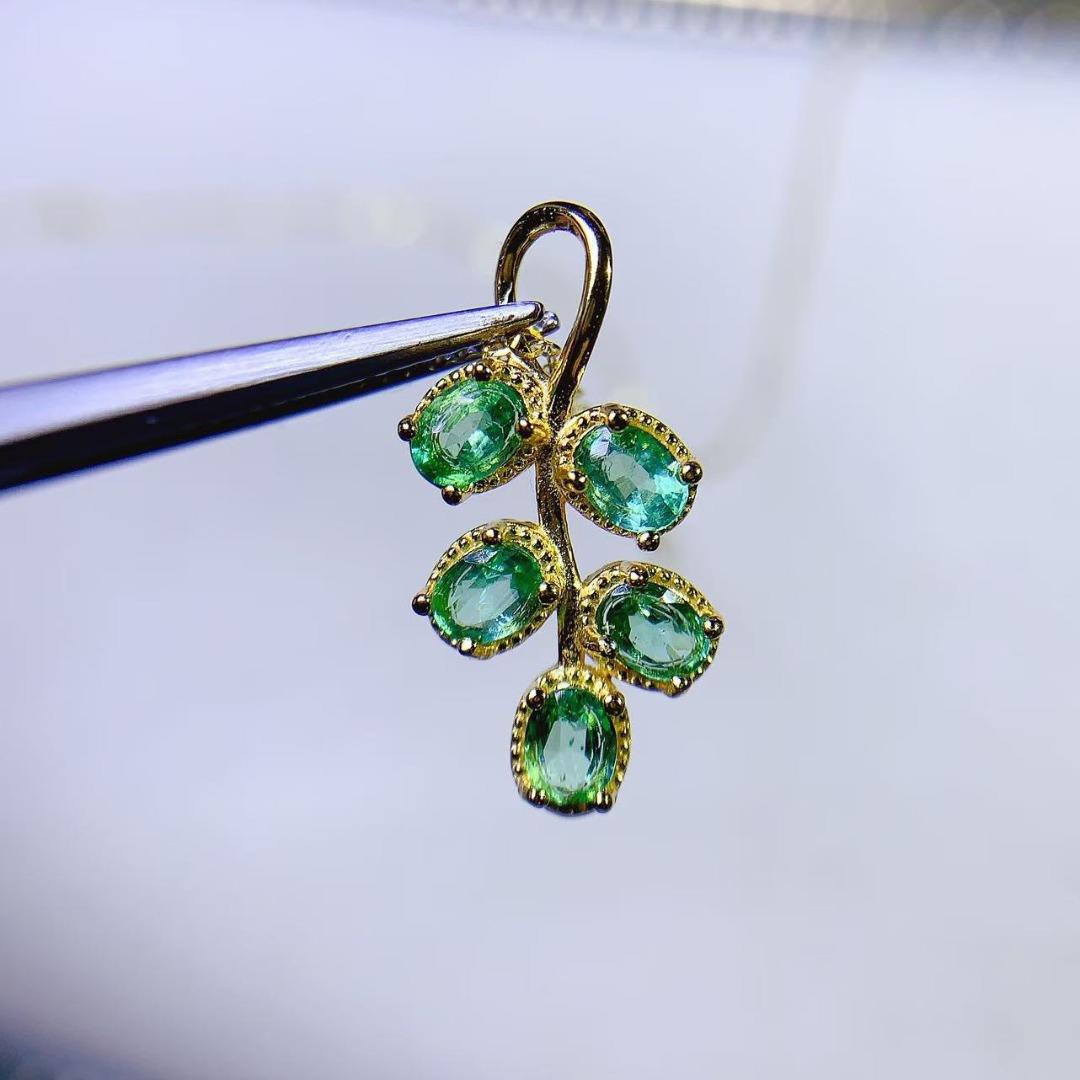 Opulent Genuine Emerald S925 S - Ethnic Fashion Design 评论和价格